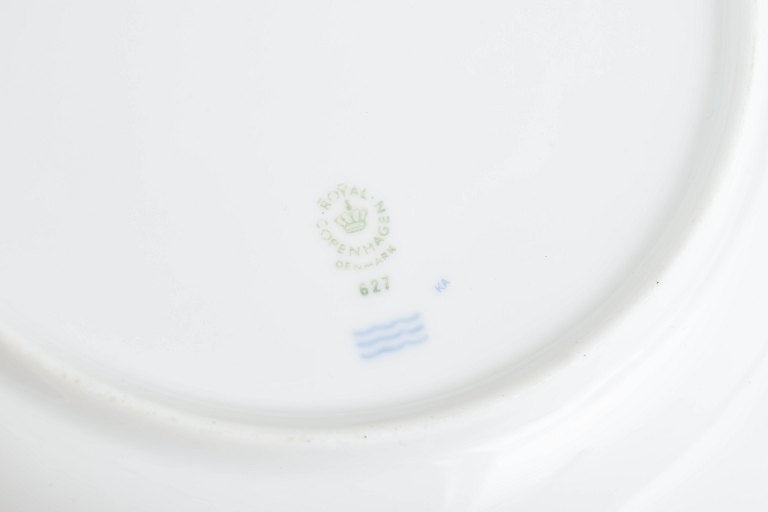Royal Copenhagen, Denmark. Blue Magnolia, set of three porcelain dinner plates. Approx. 1990s. - 4