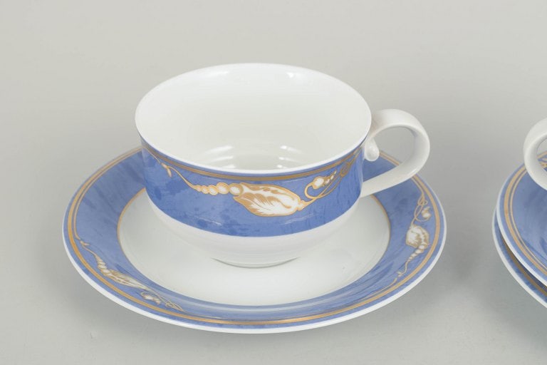 Royal Copenhagen, Denmark. Blue Magnolia, set of three porcelain teacups with matching saucers. - 3