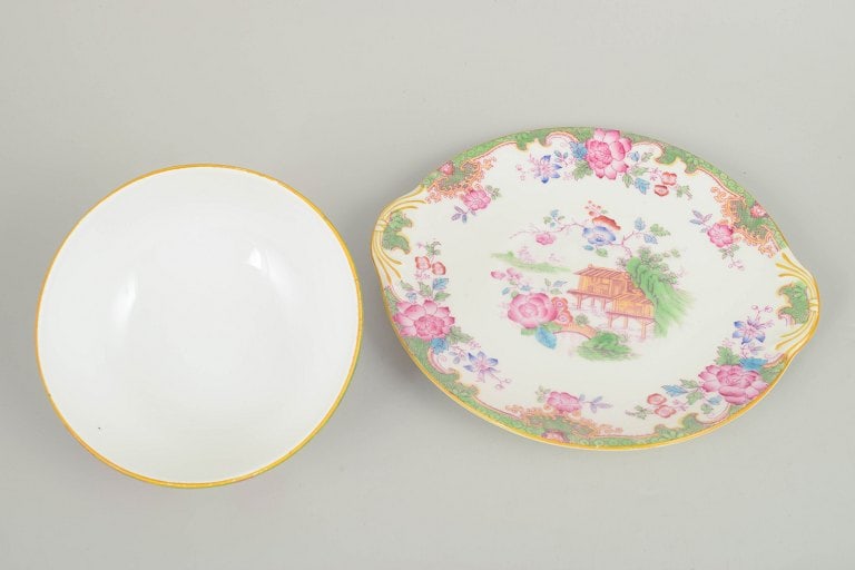 Royal Doulton, England. "Temple" porcelain cheese dome with colourful floral decoration. Approx. - 3
