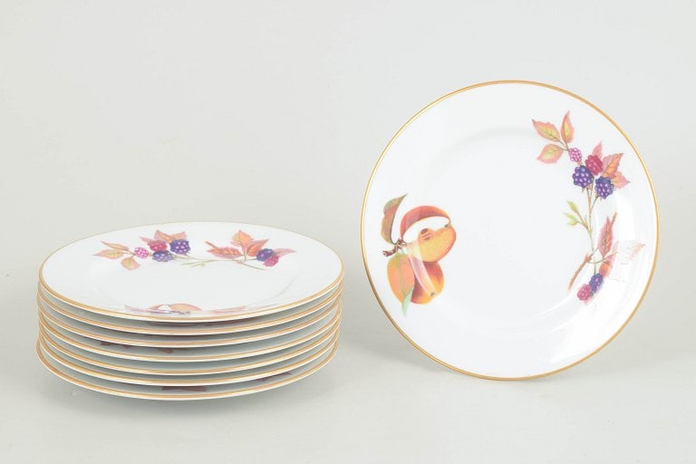 Royal Worcester Evesham, England. Set of eight porcelain cake plates with fruit decoration in warm (1 of 4)