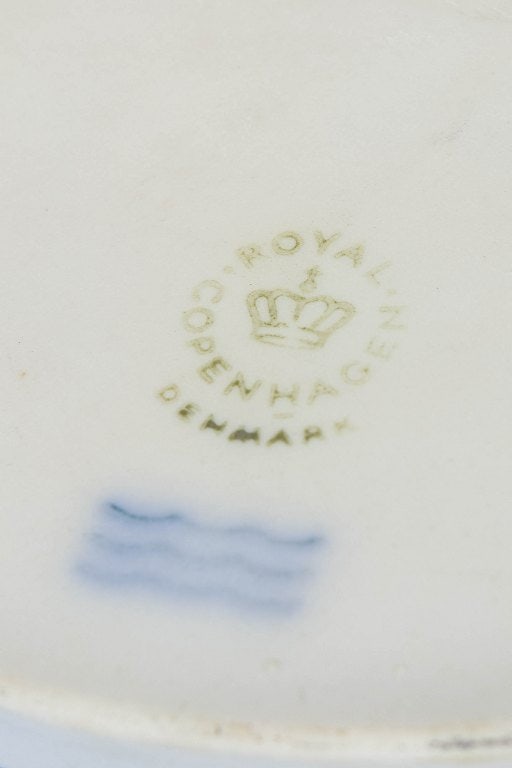 Royal Copenhagen, Denmark. Set of three biscuit wall plaques after Thorvaldsen. Mid-20th century. - 4