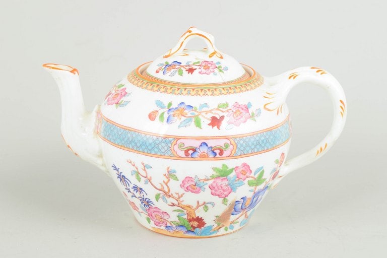 Cauldon China England. Porcelain teapot with polychrome floral motifs. Approx. 1920s. (1 of 4)