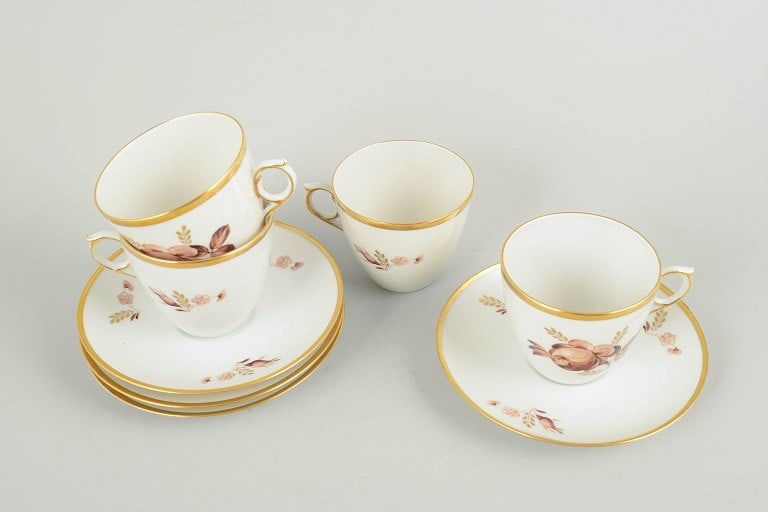 Royal Copenhagen, Denmark. Brown rose, set of four porcelain coffee cups with saucers with gilded - 2