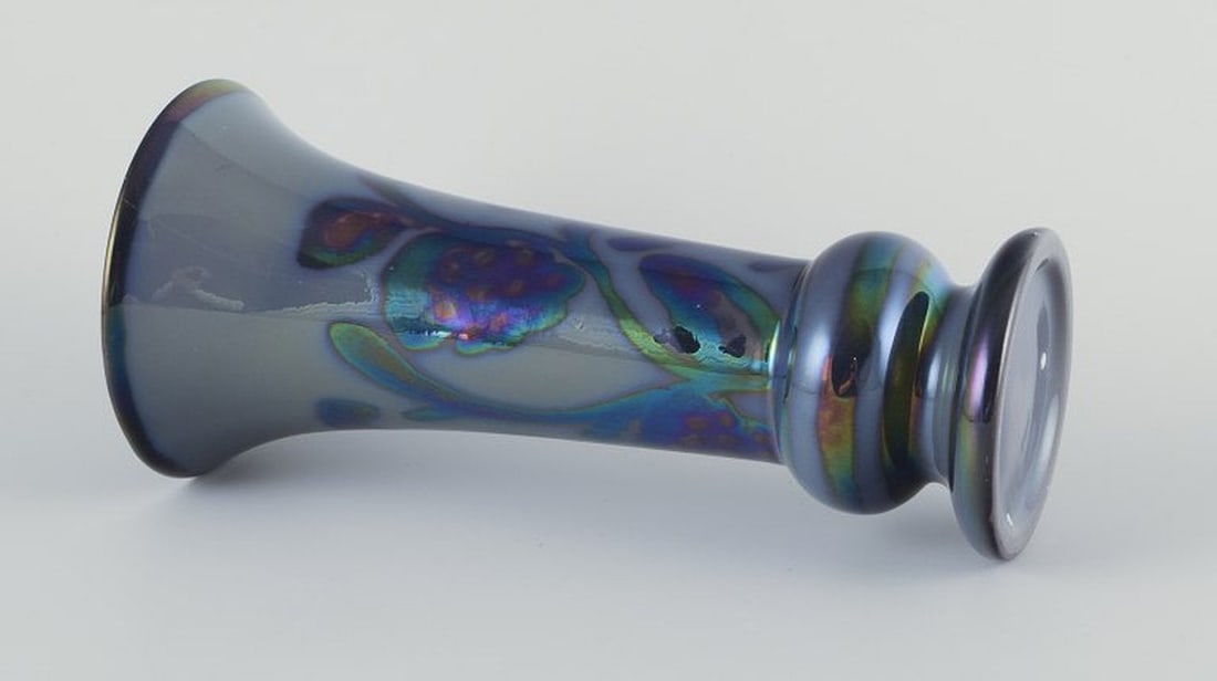 Edgar Böckman for Höganäs, Sweden. Large ceramic vase. Lustre glaze. Approximately - 4