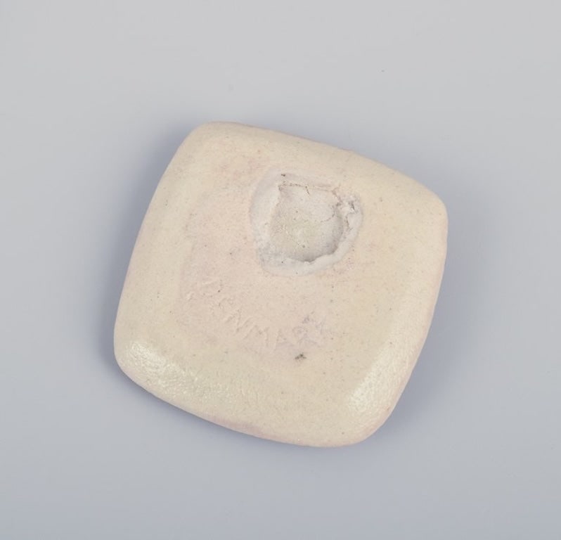 Ole Bjørn Krüger, Danish sculptor and ceramicist. Eight unique ceramic brooches in glazed - 9
