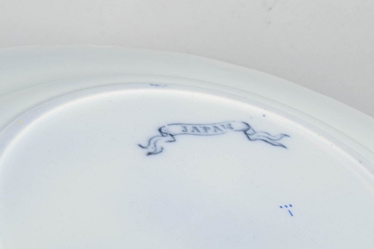 Rörstrand Japan series, Sweden. Set of four faience dinner plates with oriental-inspired - 7