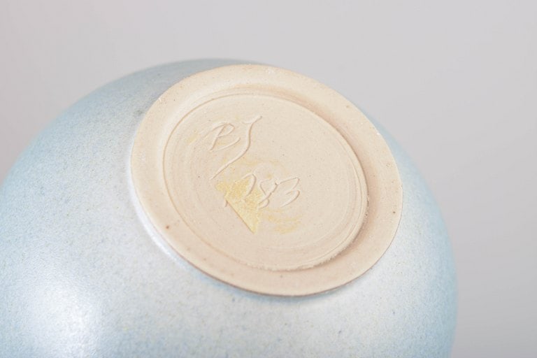 Unique Swedish studio spherical pottery vase with turquoise-blue glaze, signed BS. Approx. 1980s. - 4