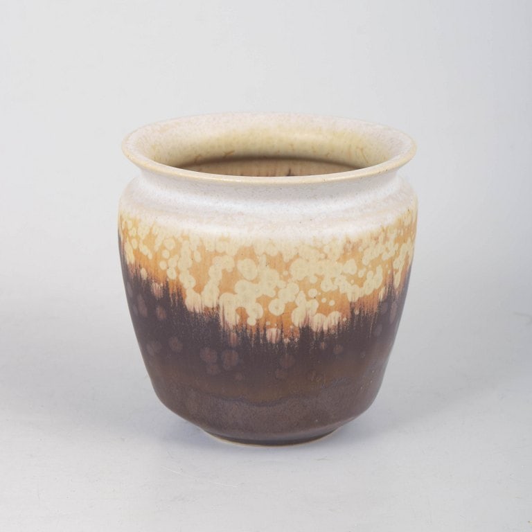 Heiner Balzar, Germany. Unique studio pottery vase with crystalline glaze in cream white, golden and: Heiner Balzar, unique studio pottery vase. Hand-thrown art pottery vase in stoneware with crystalline glaze in cream white, golden and deep brown tones, signed, featuring organic glaze transitions and