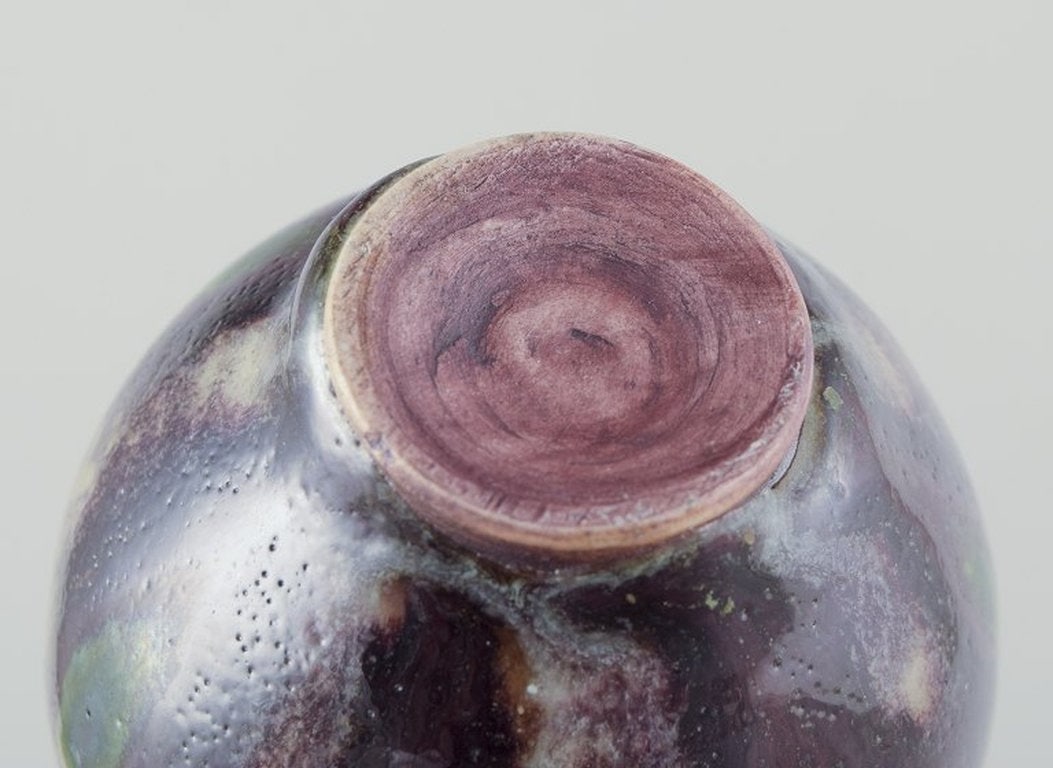 Höganäs, Sweden. Small unique ceramic vase. Glaze in violet tones. Approx. 1970/80s. - 4