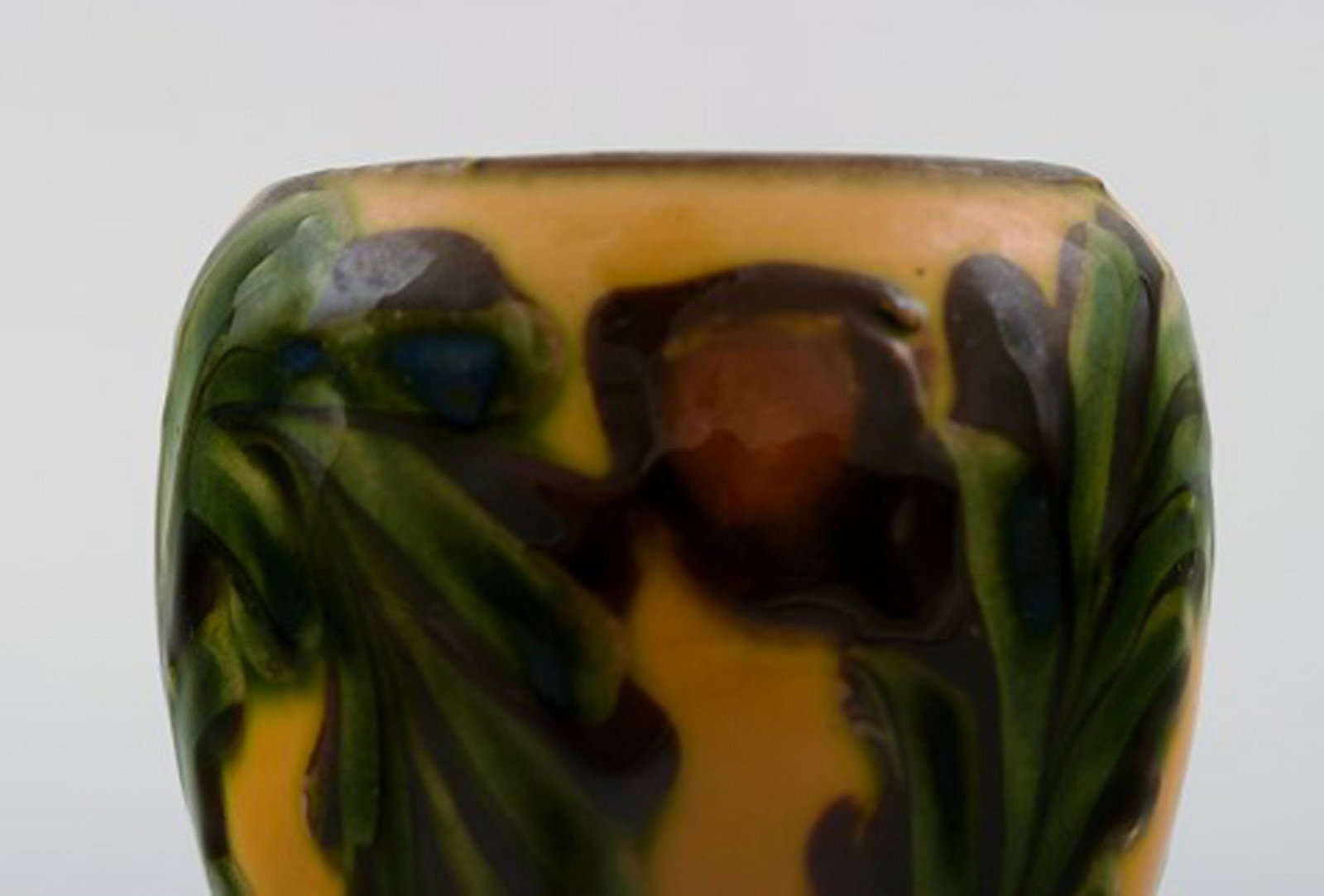 Kähler, Denmark, glazed stoneware vase. 1940s. Cow horn glaze. - 3