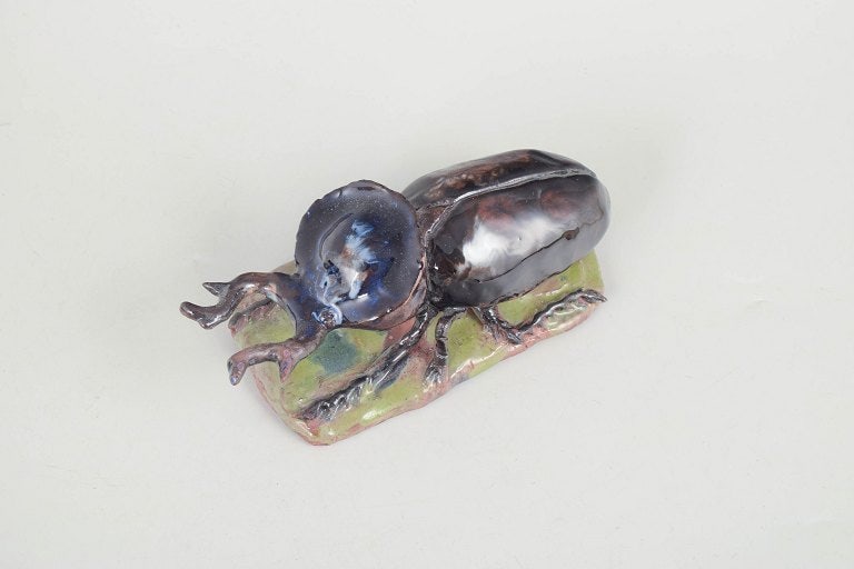 Nils-Erik Zetterström, Sweden. Ceramic insect figure with glossy, iridescent glaze. Dated 1977. - 2