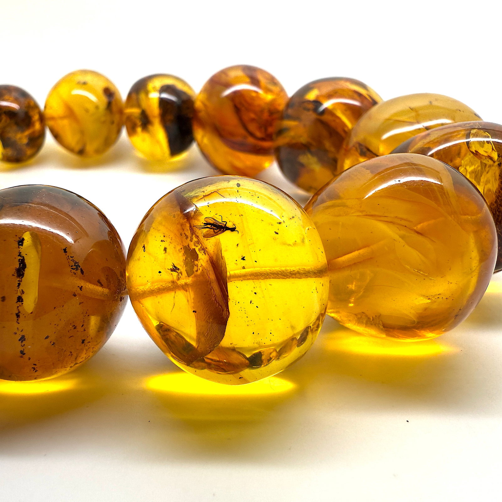 Remarkable Amber Necklace with Insect Inclusions - 4