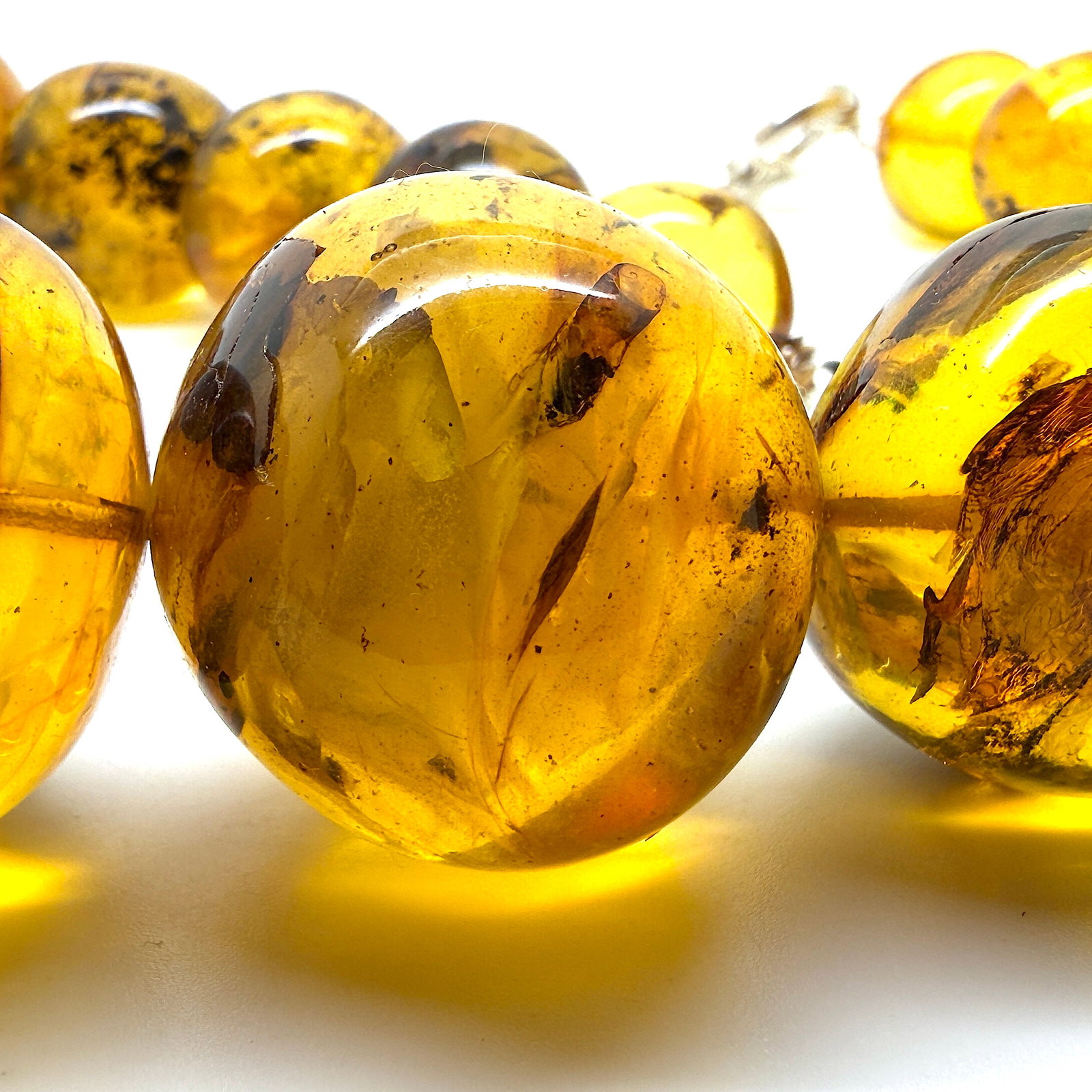 Remarkable Amber Necklace with Insect Inclusions - 6