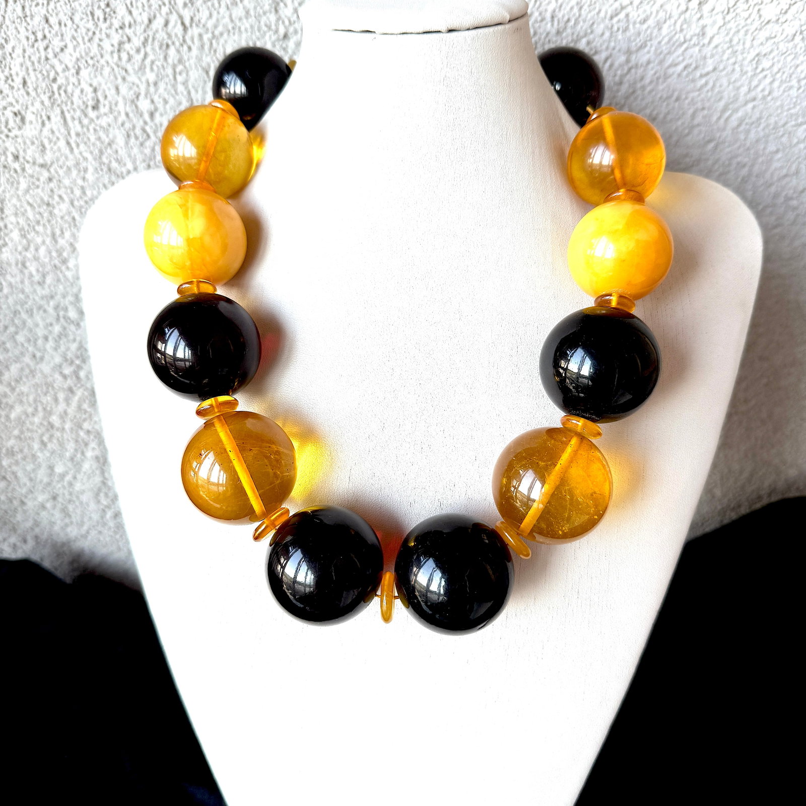 Phenomenal Amber Necklace (1 of 10)