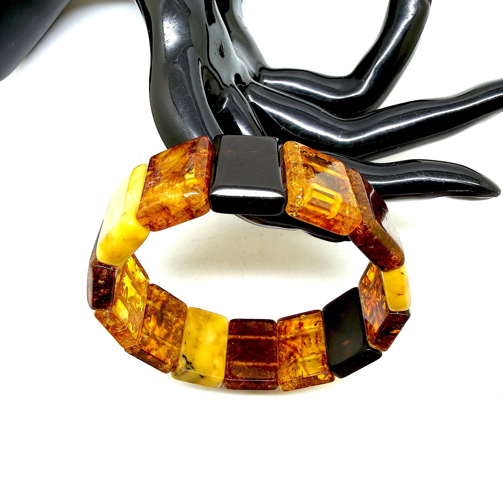 Grand Amber Cuff Bracelet - 3