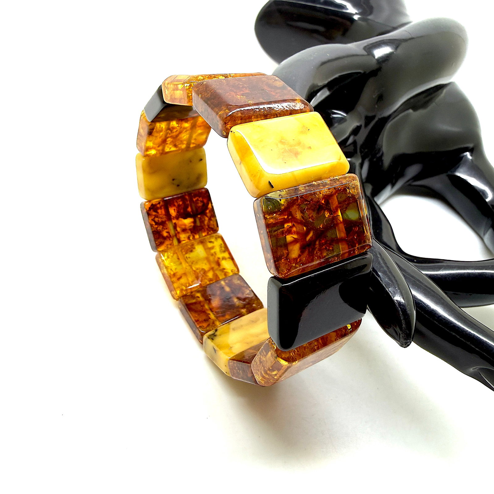 Grand Amber Cuff Bracelet - 4