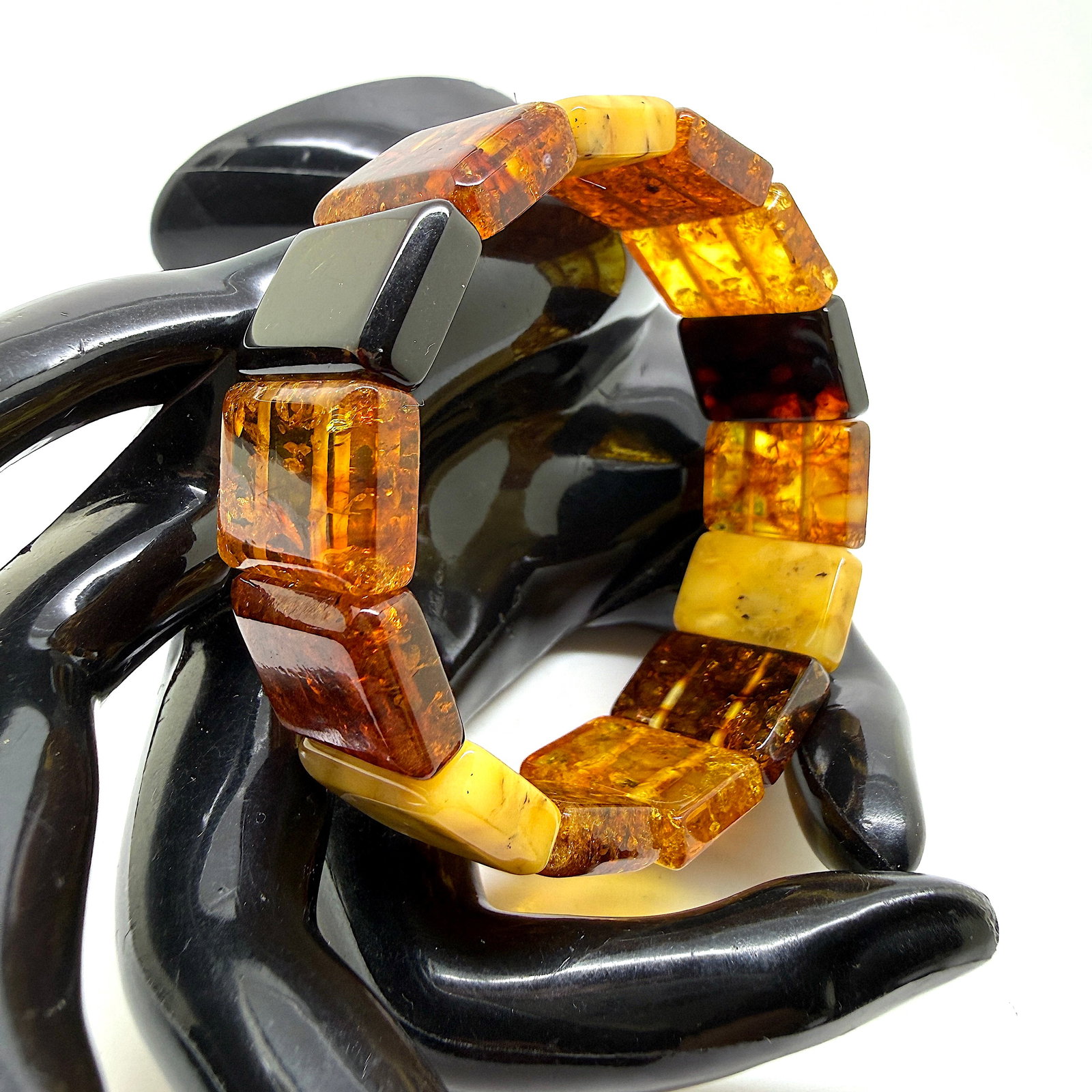 Grand Amber Cuff Bracelet - 7
