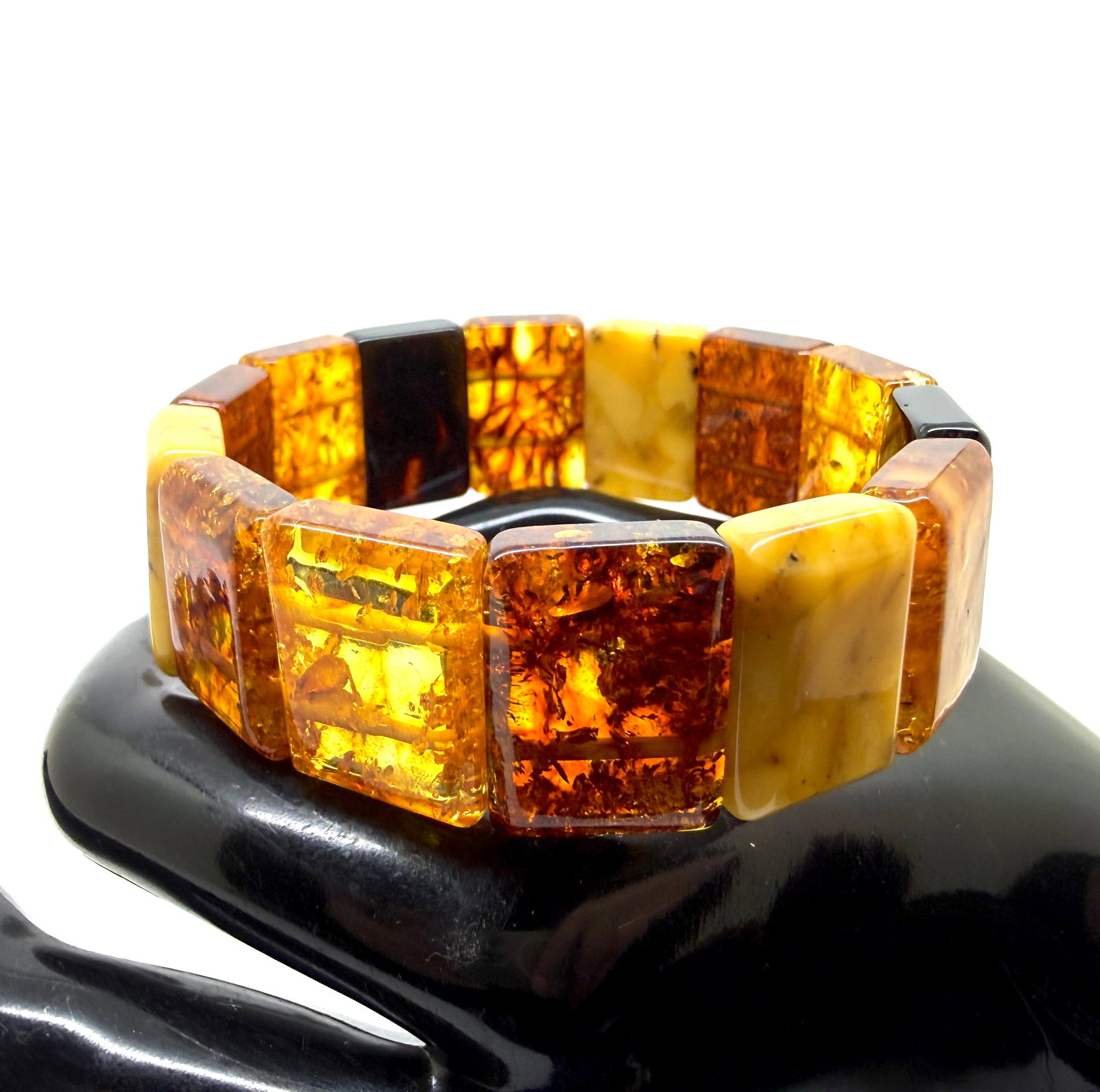 Grand Amber Cuff Bracelet - 8