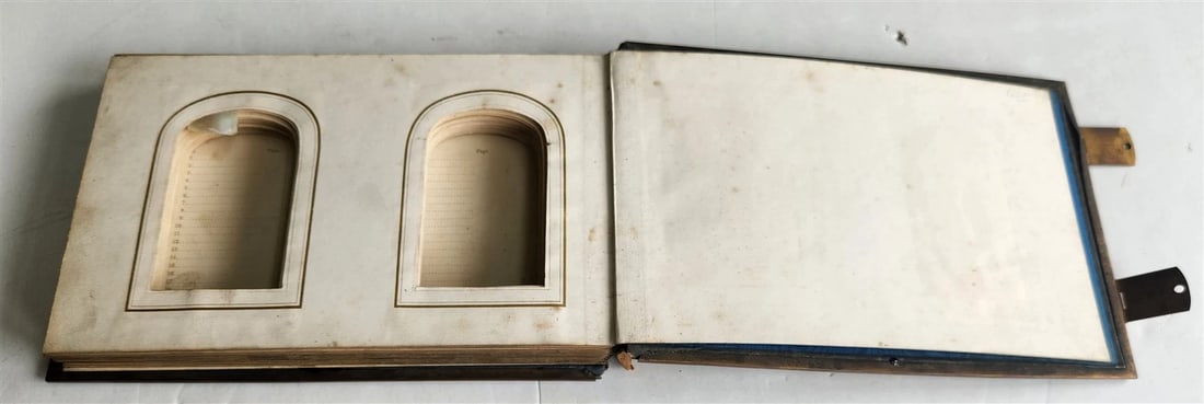 PHOTO ALBUM w/ MOTHER OF PEARL COVERS BRASS FRAME & CLASPS antique 19th CENTURY - 7