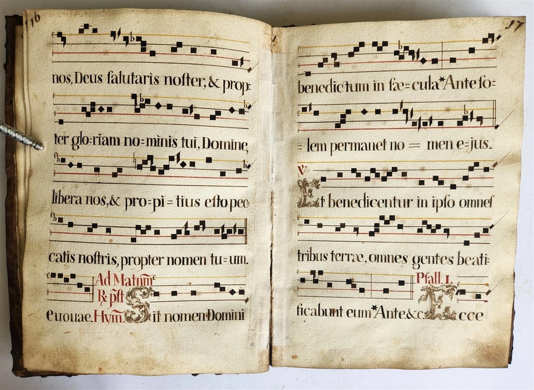 16-17th CENTURY ANTIPHONARY MANUSCRIPT antique FOLIO 92 pp. AMAZING BINDING - 10