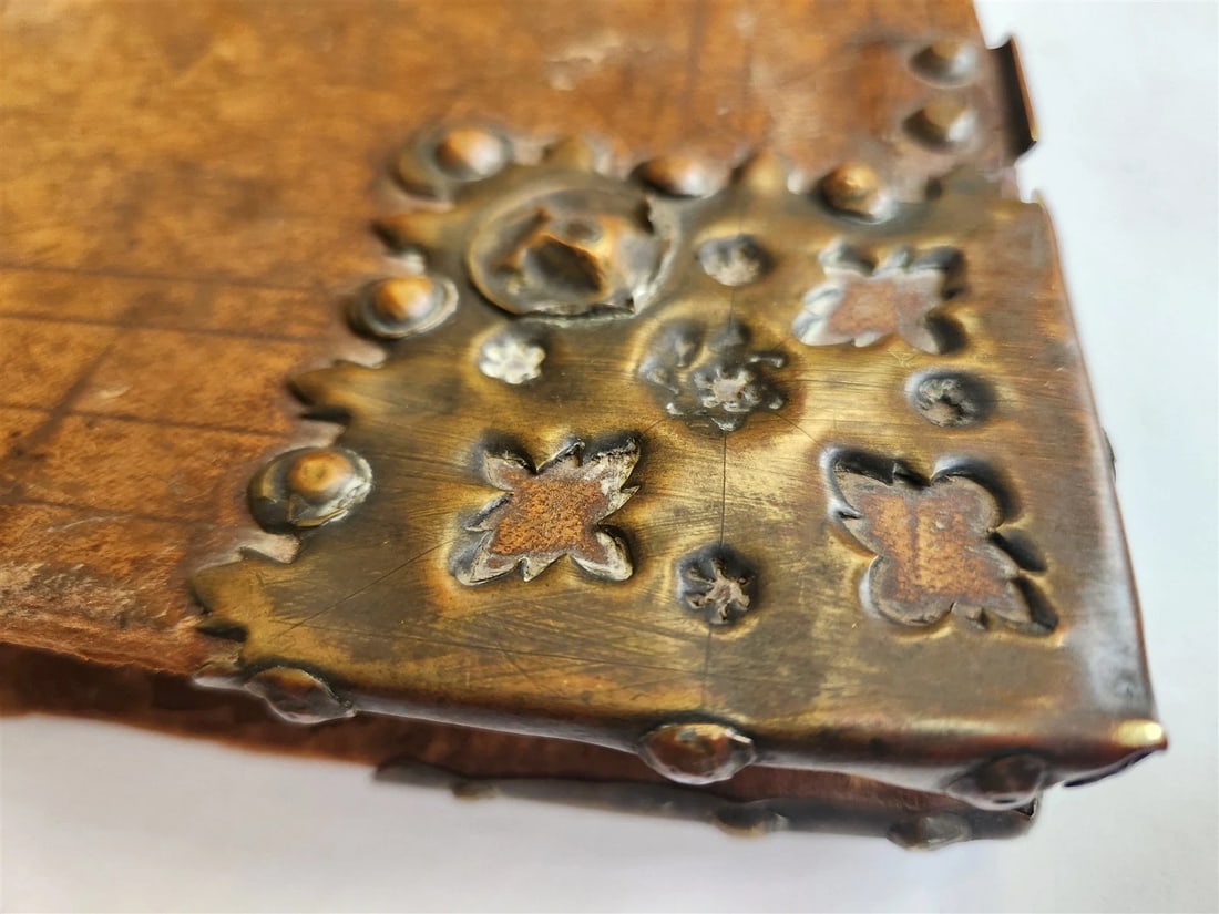 16-17th CENTURY ANTIPHONARY MANUSCRIPT antique FOLIO 92 pp. AMAZING BINDING - 4