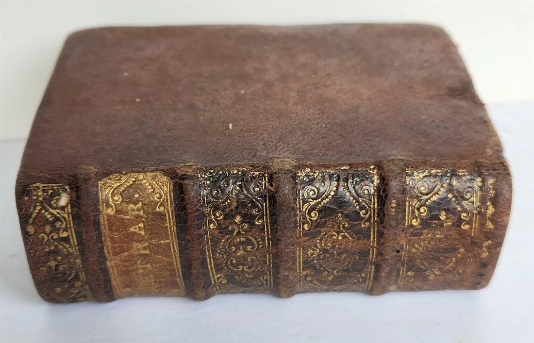 1572 PETRARCH ILLUSTRATED in ITALIAN antique 16th CENTURY rare PETRARCA POETRY - 2