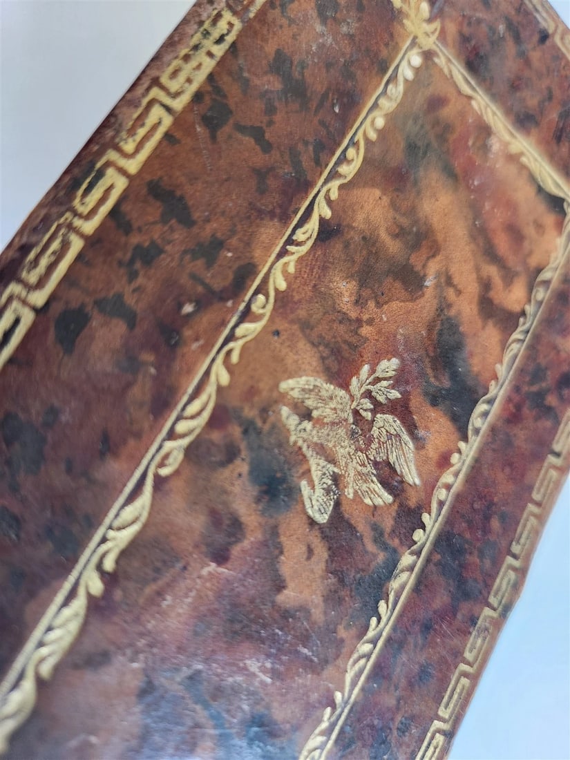 1733 BIBLE in FRENCH Old and New Testament DECORATIVE BINDING antique - 11