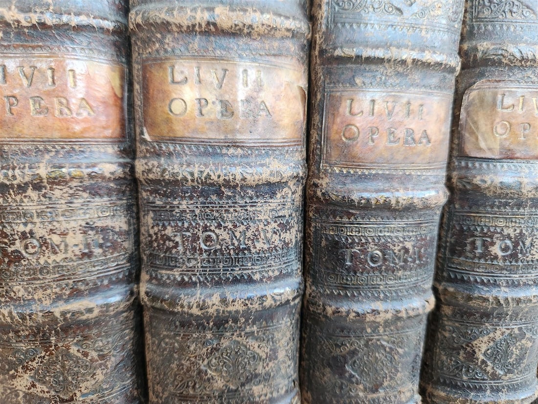 1714 ROMAN HISTORY by LIVY in LATIN antique 5 VOLUMES illustrated w/ map - 5