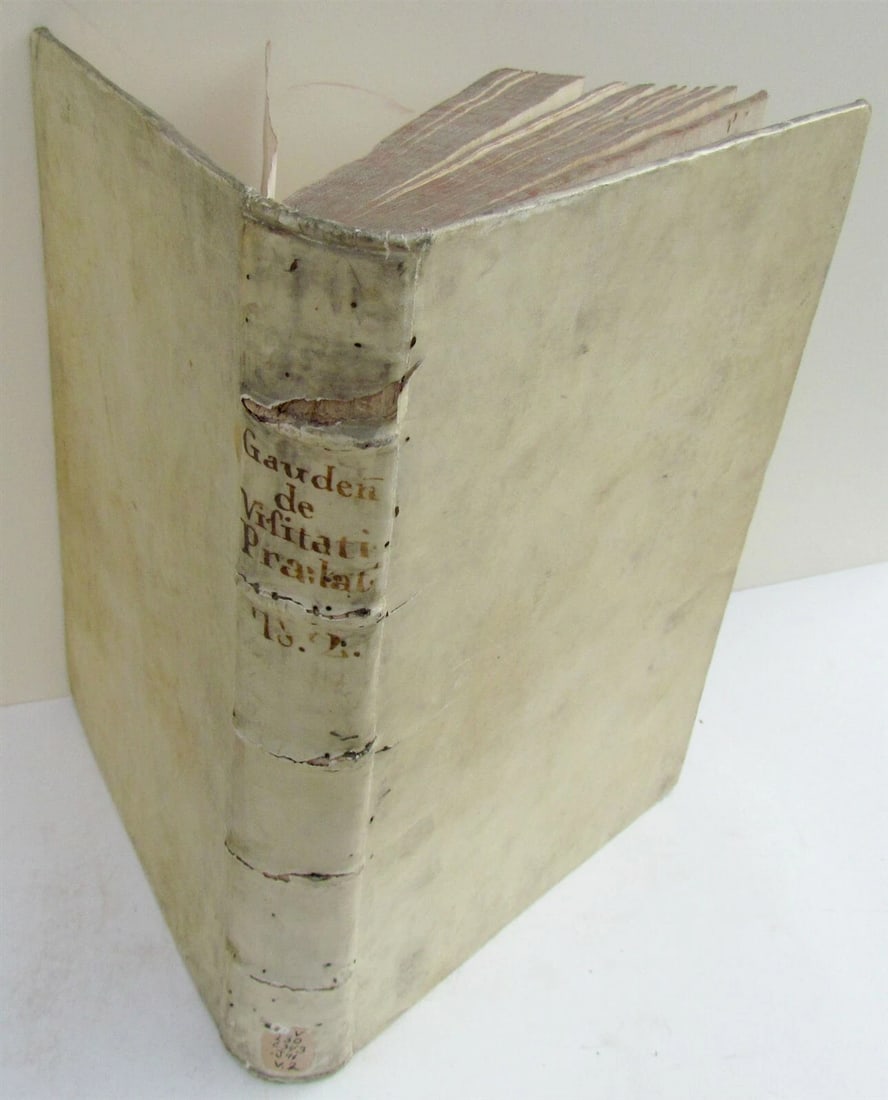 1753 VELLUM BOUND ANTIQUE FOLIO De Visitatione Cujuscumque Praelati Regularis: Title: 1753 VELLUM BOUND ANTIQUE FOLIO De Visitatione Cujuscumque Praelati Regularis Description: De Visitatione Cujuscumque Praelati Regularis... Gaudentio de Janua... Tomus Secundus. Rome, 1753.