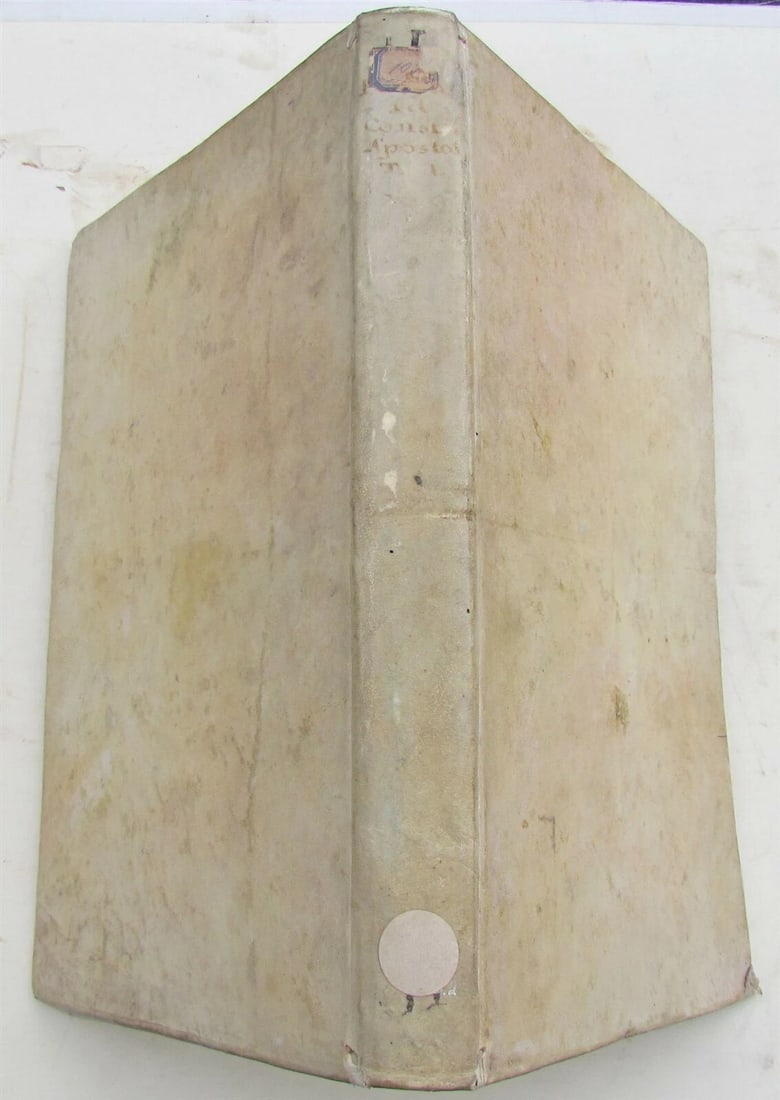 1729 VELLUM BINDING FOLIO Commentaria Ad Constitutiones Apostolicas antique: Title: 1729 VELLUM BINDING FOLIO Commentaria Ad Constitutiones Apostolicas antique Description: COMMENTARIA AD CONSTITUTIONES APOSTOLICAS, SEU BULLAS SINGULAS SUMMORUM PONTIFICUM: IN BULLARIO ROMANO