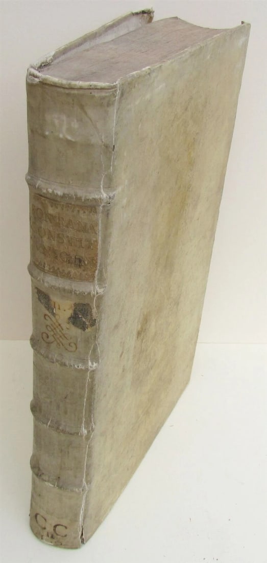 1724 ANTIQUE VELLUM BOUND FOLIO Clementis Papae XI Contitutio Unigenitus: Title: 1724 ANTIQUE VELLUM BOUND FOLIO Clementis Papae XI Contitutio Unigenitus Description: Clementis Papae XI. Contitutio Unigenitus Theologice Propugnata. Rome, 1724 Folio, Size 14.5 by 9.5".