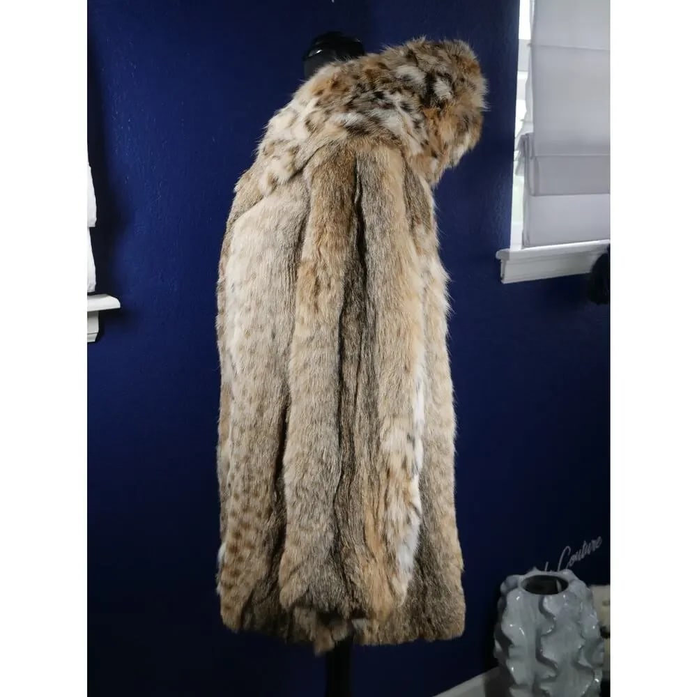 Gorgeous Spotted Lynx hooded Fur Coat Jacket - 2