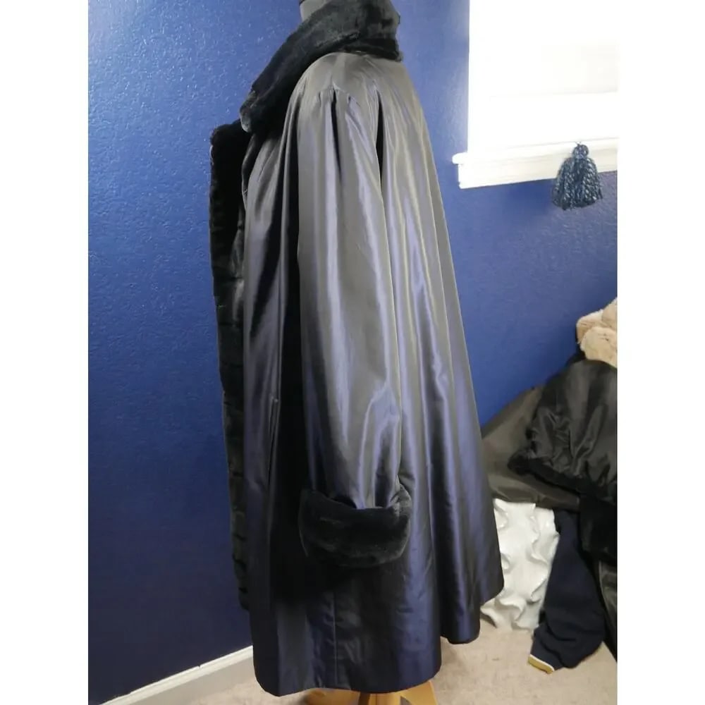 Gorgeous Unisex Dark Navy Sheared Mink Reversible Fur Coat Jacket - 10