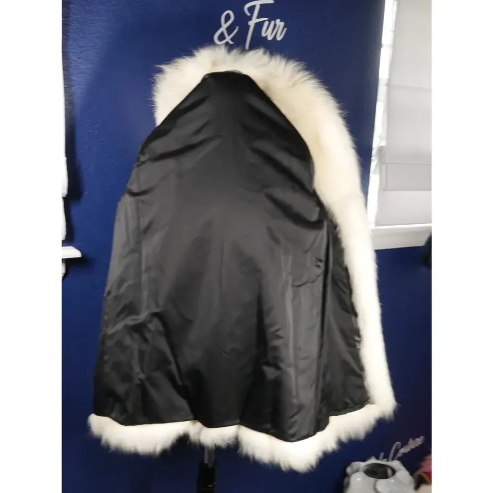 Beautiful Pearl Platinum Fox Fur Coat Jacket & matching hat! - 8