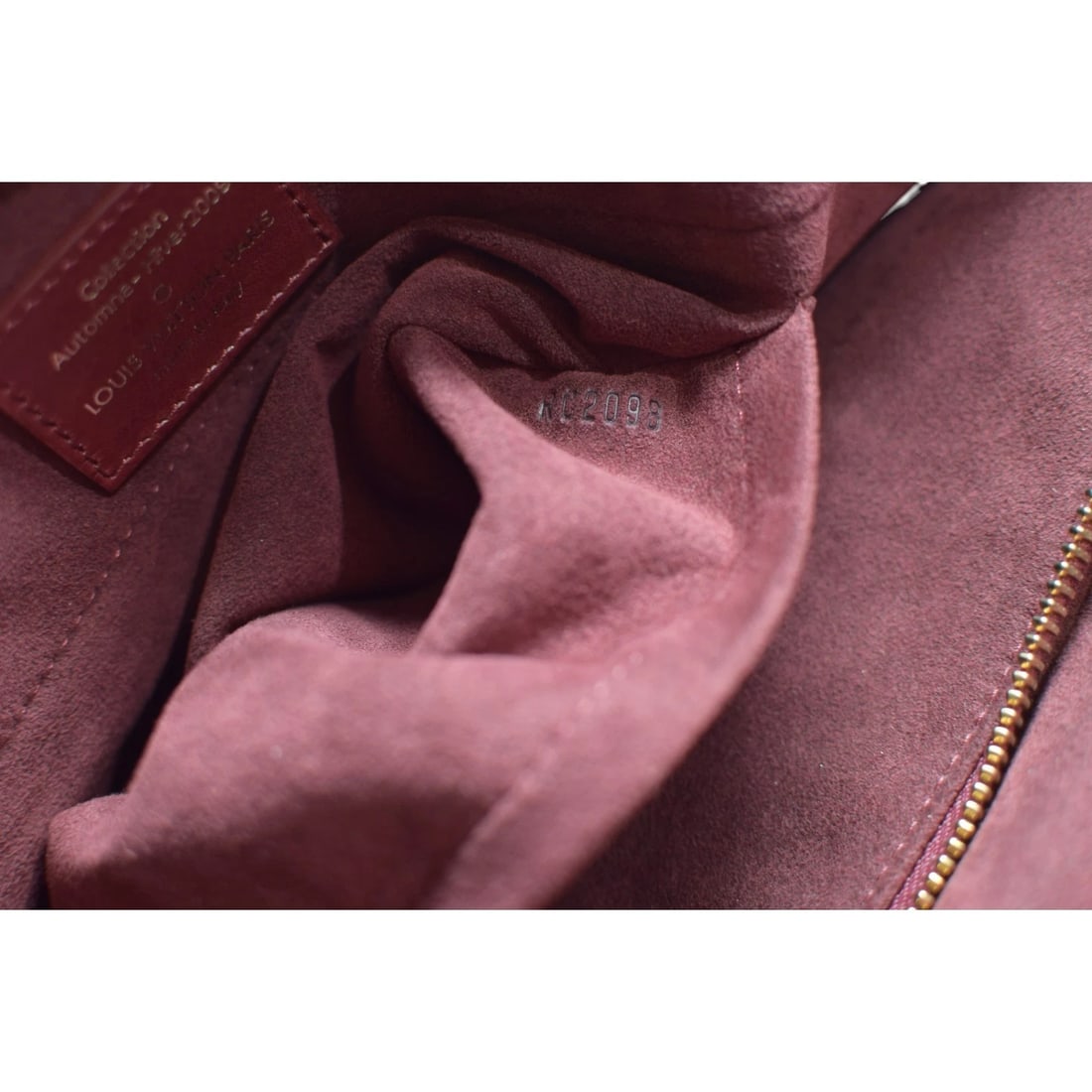 Louis Vuitton Limited Edition Burgundy Leather Paris Souple Wish Bag FW 2008 - 17