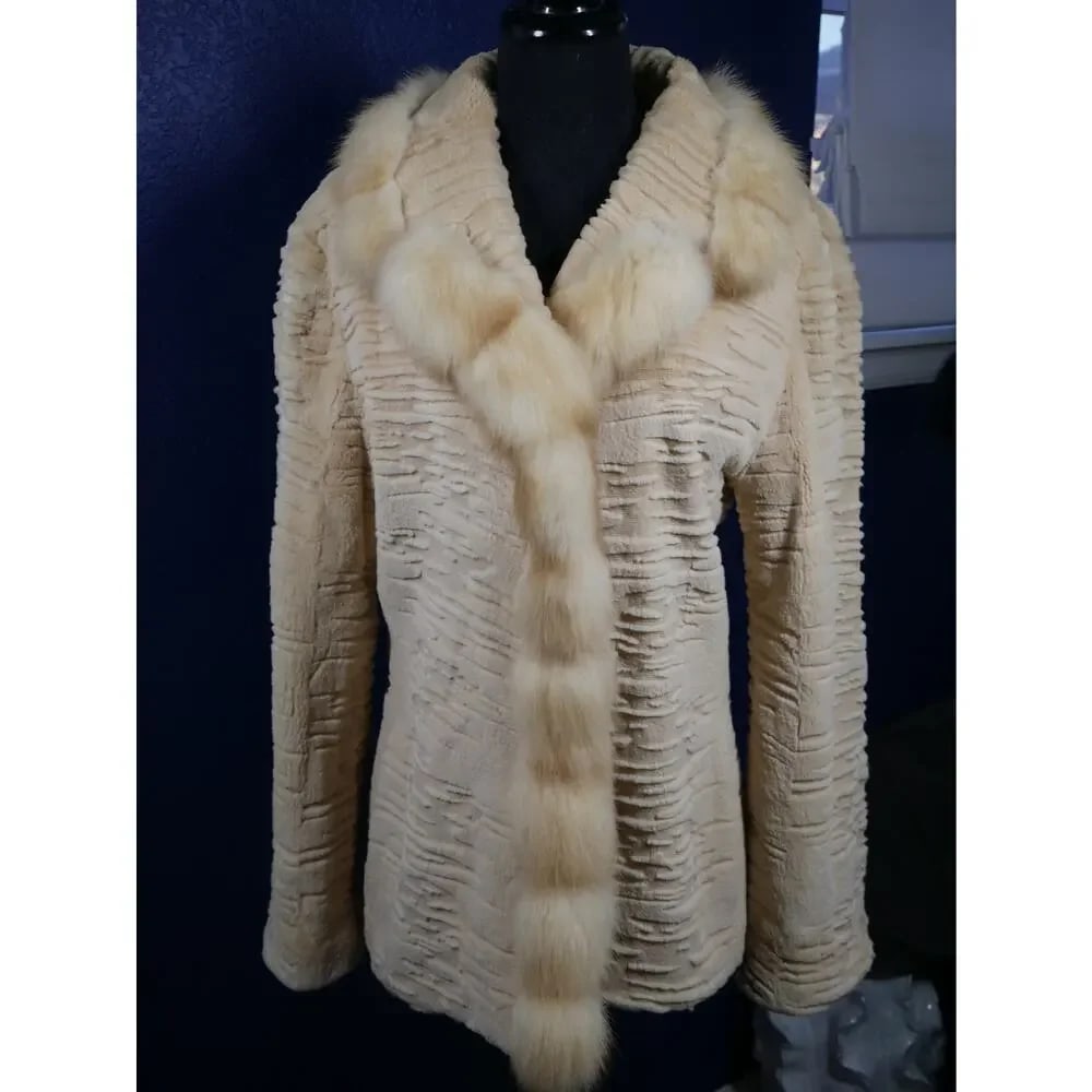 Stunning Buttercream Sheared Mink & Golden Sable Fur Coat Jacket - 2