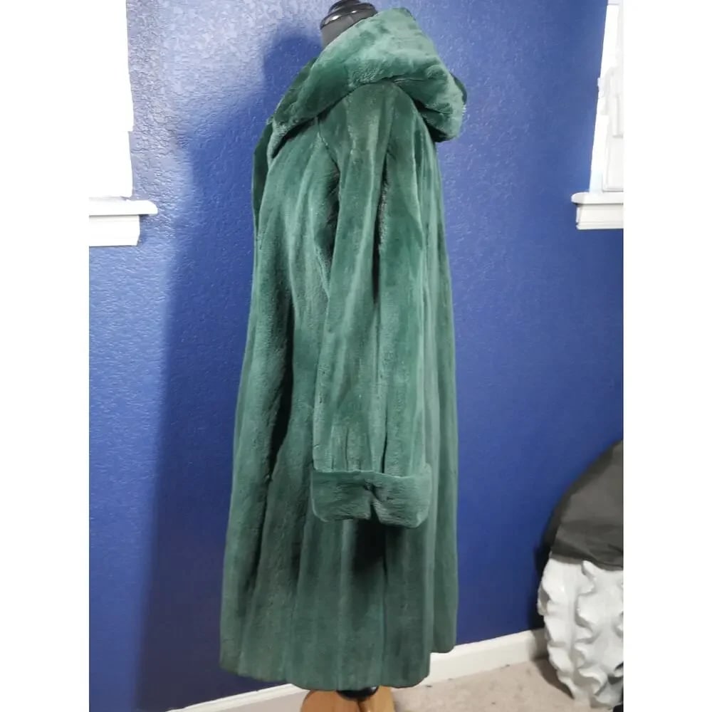 Stunning Emerald Green Sheared Mink Hooded Fur Coat Jacket 7/8ths length - 2