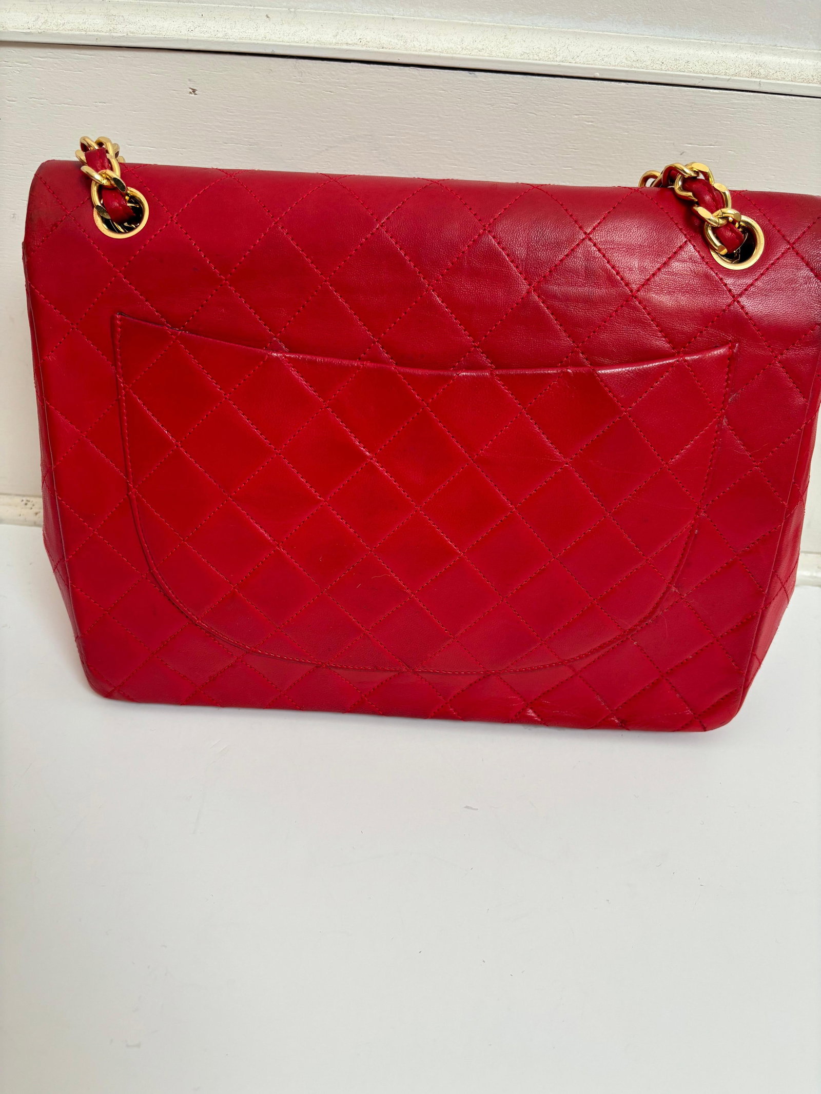 Chanel Vintage 1980s Large Quilted Lambskin Crossbody Bag with CC Lock - 6