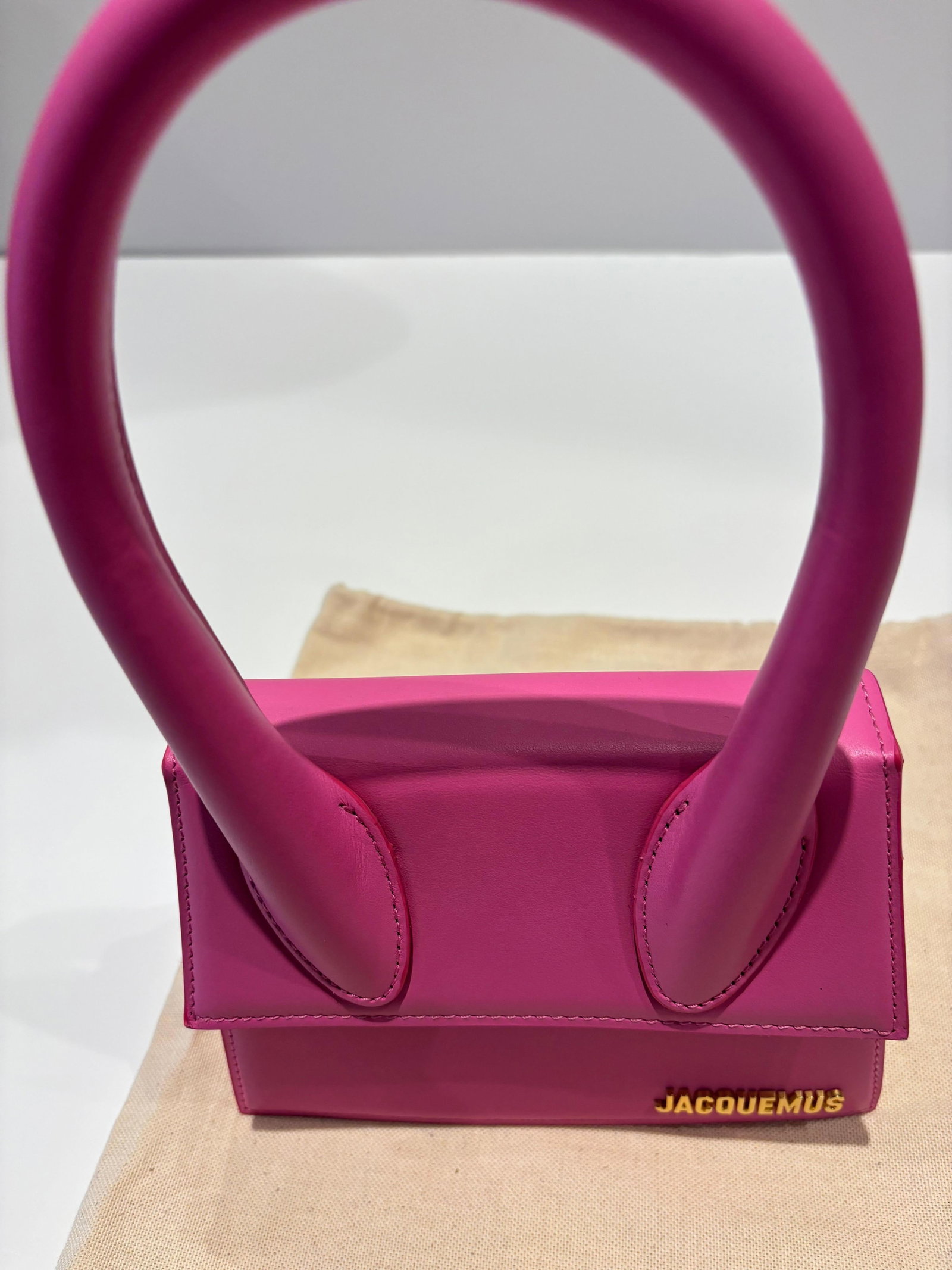 Jacquemus Chiquita Moyen Pink Crossbody Bag with Adjustable Strap, New - 3