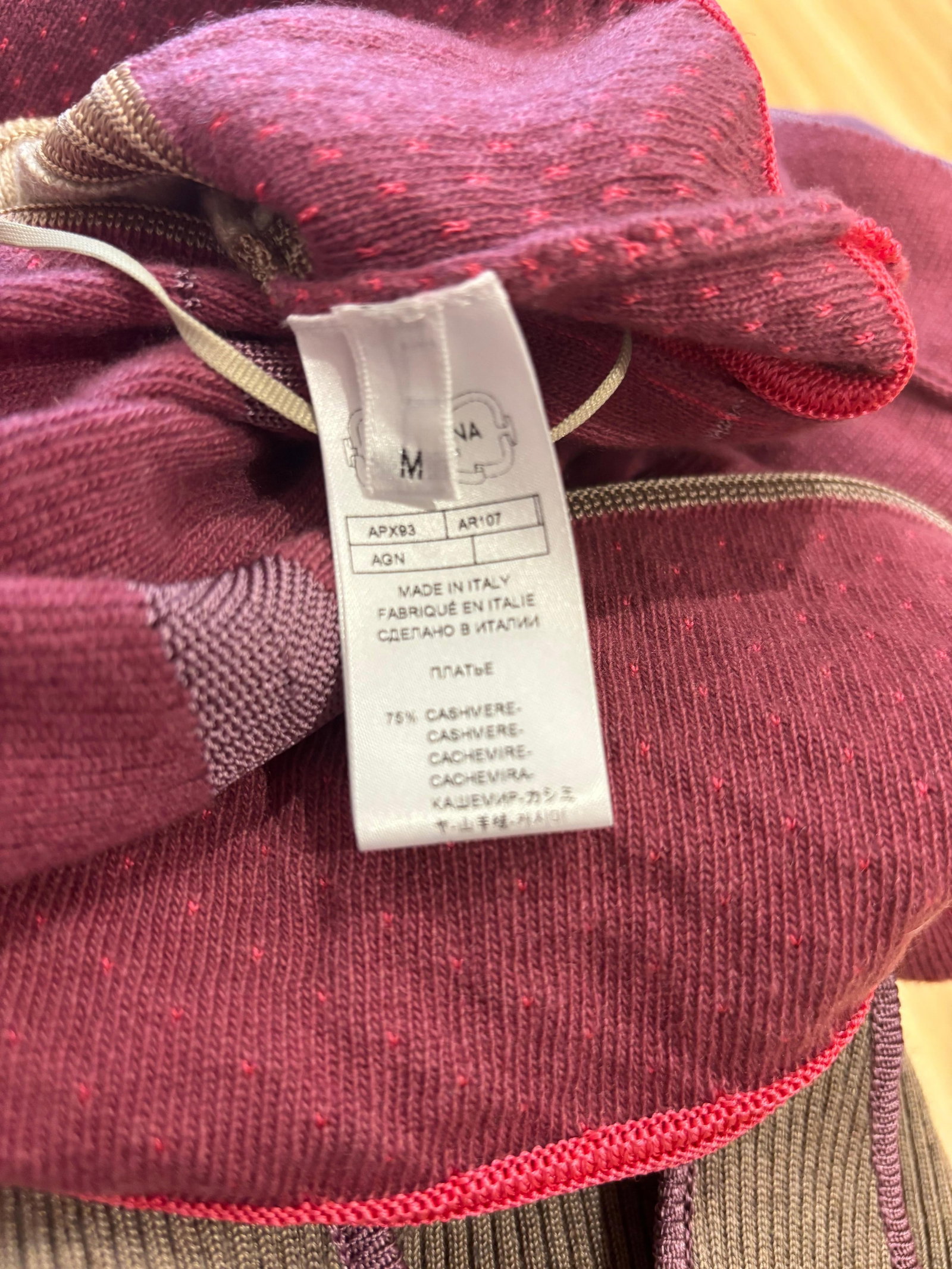 AGNONA Stunning NWT Cashmere Long Dress. Marked M but bust stretches from 33-38 - 4