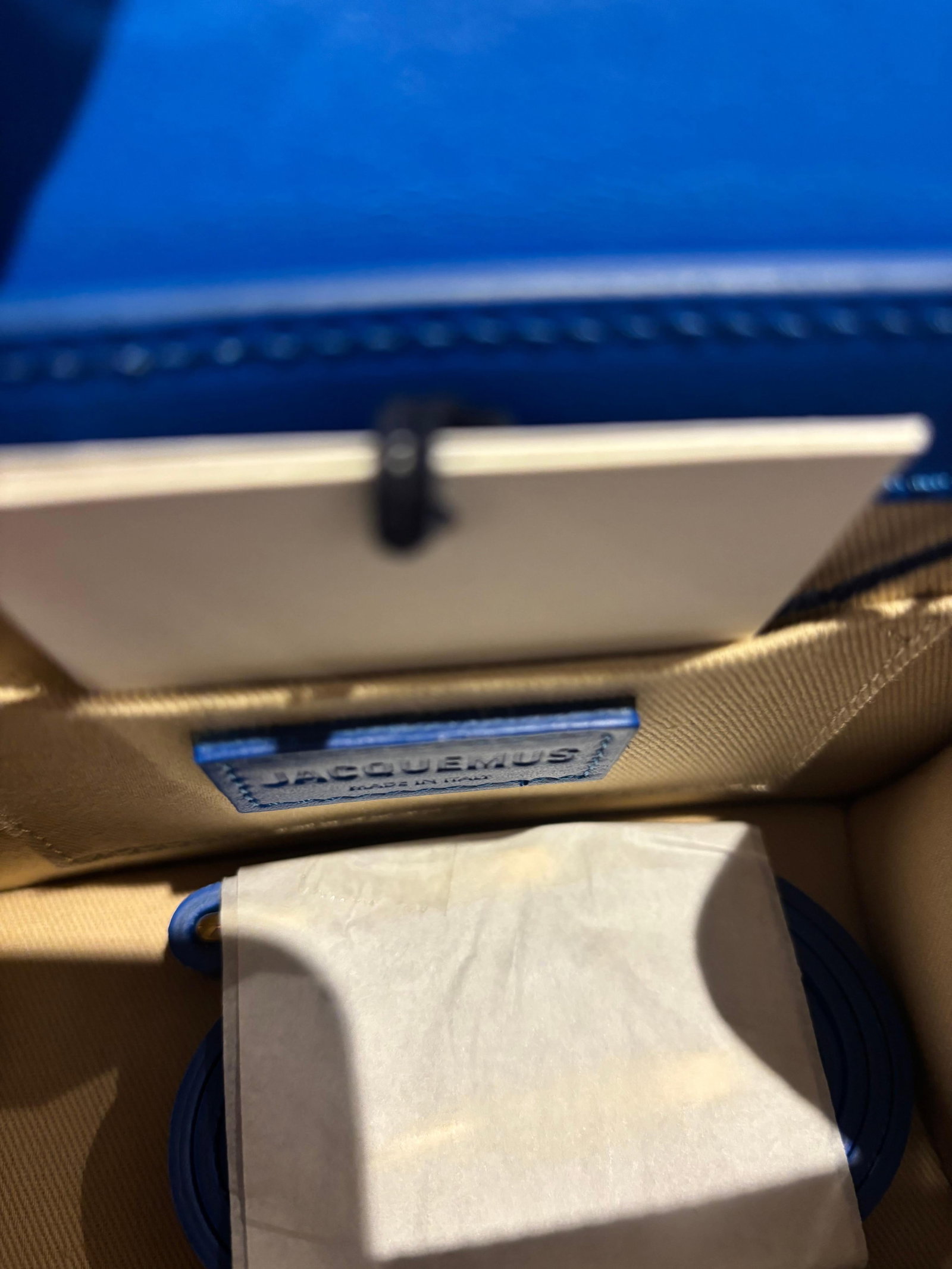 Jacquemus New Chiquita Moyen Electric Blue Leather Crossbody Bag - 3