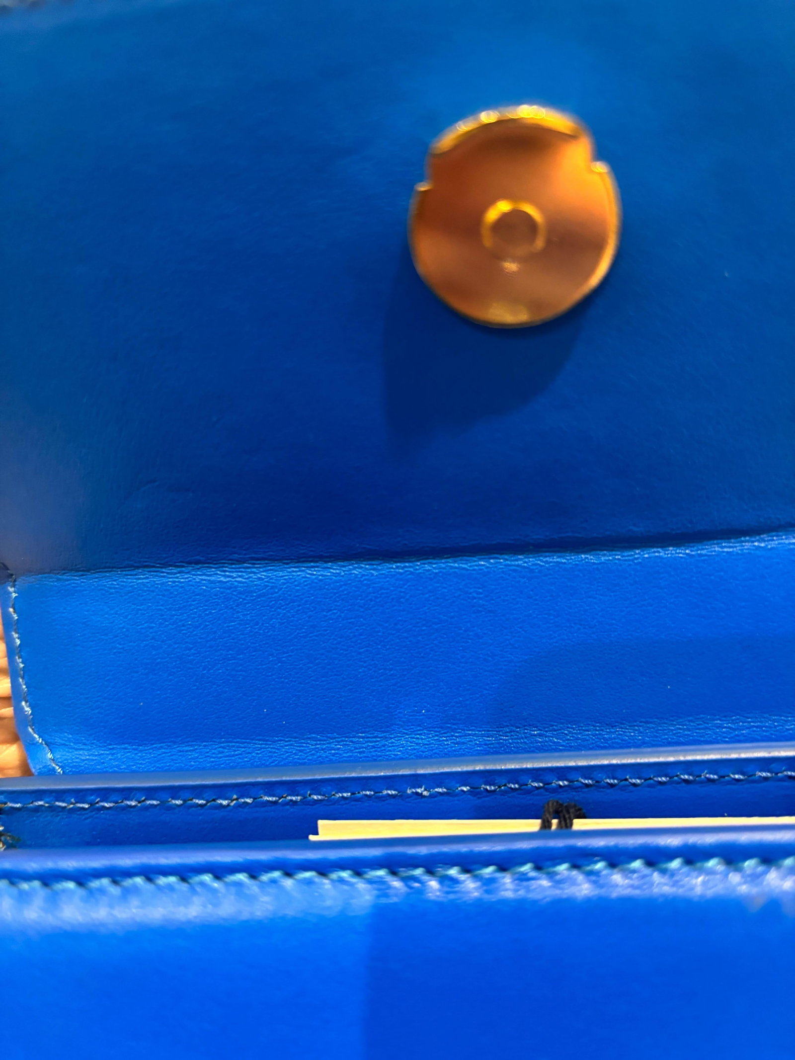 Jacquemus New Chiquita Moyen Electric Blue Leather Crossbody Bag - 5