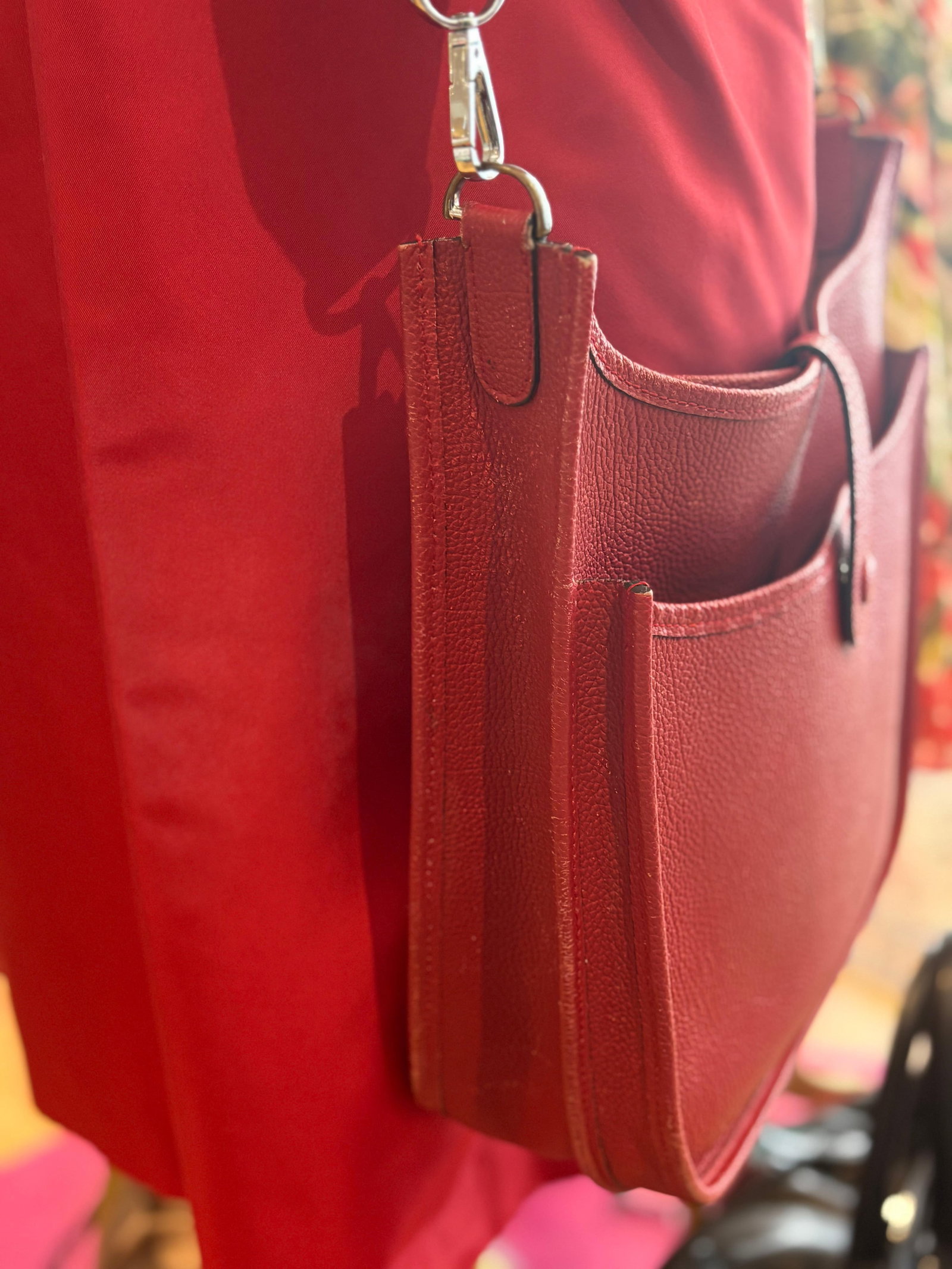 Hermès Vintage Evelyne Clemence III Red Leather Crossbody Bag, 1978 - 3