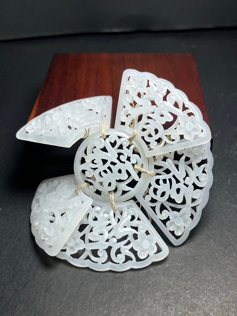 A Set Openwork White Hetian Jade Statue - 2