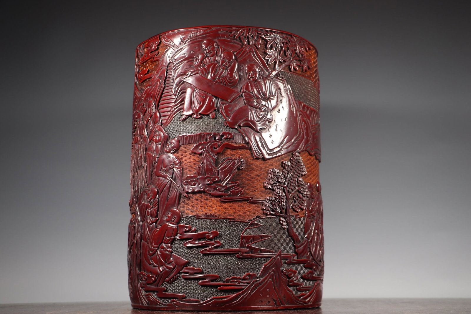 Vintage Red Lacquerware Hand Carved Arhat Brush Pot: Title: Vintage Red Lacquerware Hand Carved Arhat Brush Pot Origin: Chinese Date/Period: After1850 Materials: Red Lacquerware Dimensions: 348x250x250(mm) 13.70x9.84x9.84(inches) Weight 10.03 lbs/4550g 