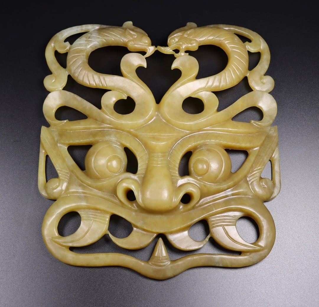 Openwork Hetian Jade Beast Face Statue - 3