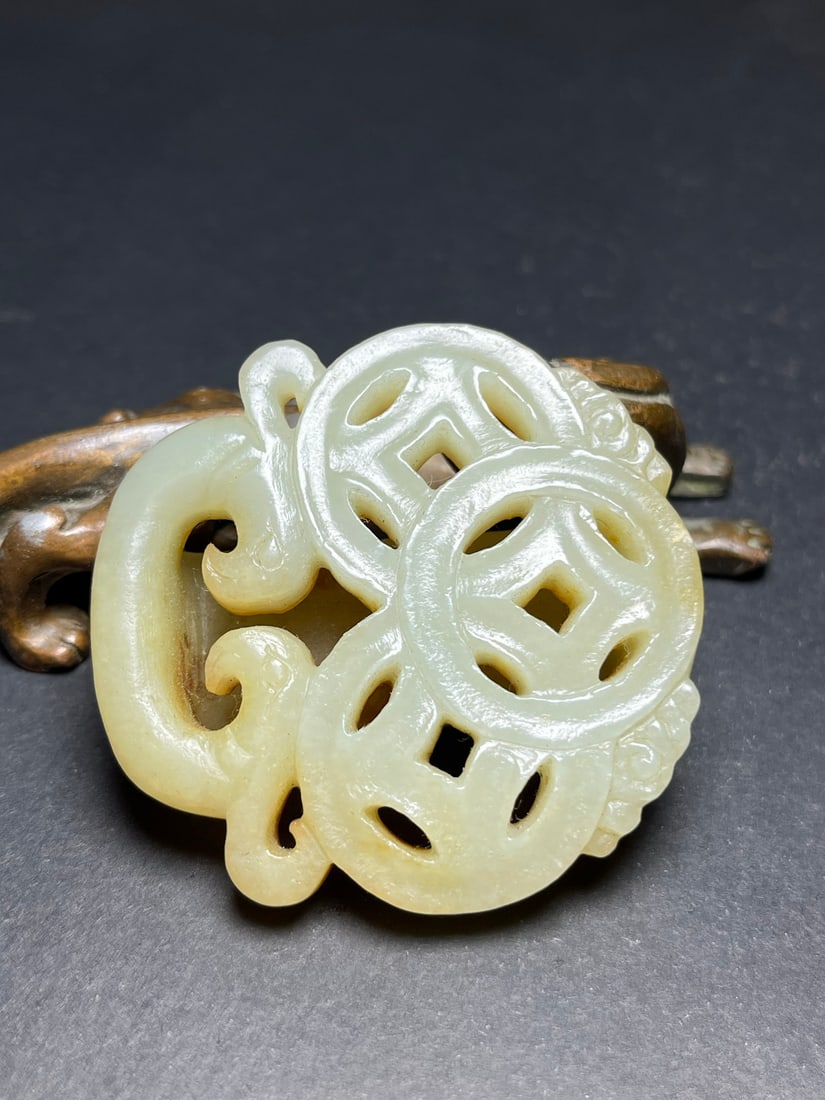 Openwork Hetian Jade Belt Buckle - 2