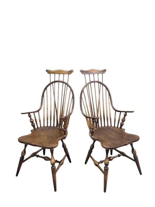 Antique Windsor Bow back Spindle Armchair - 7