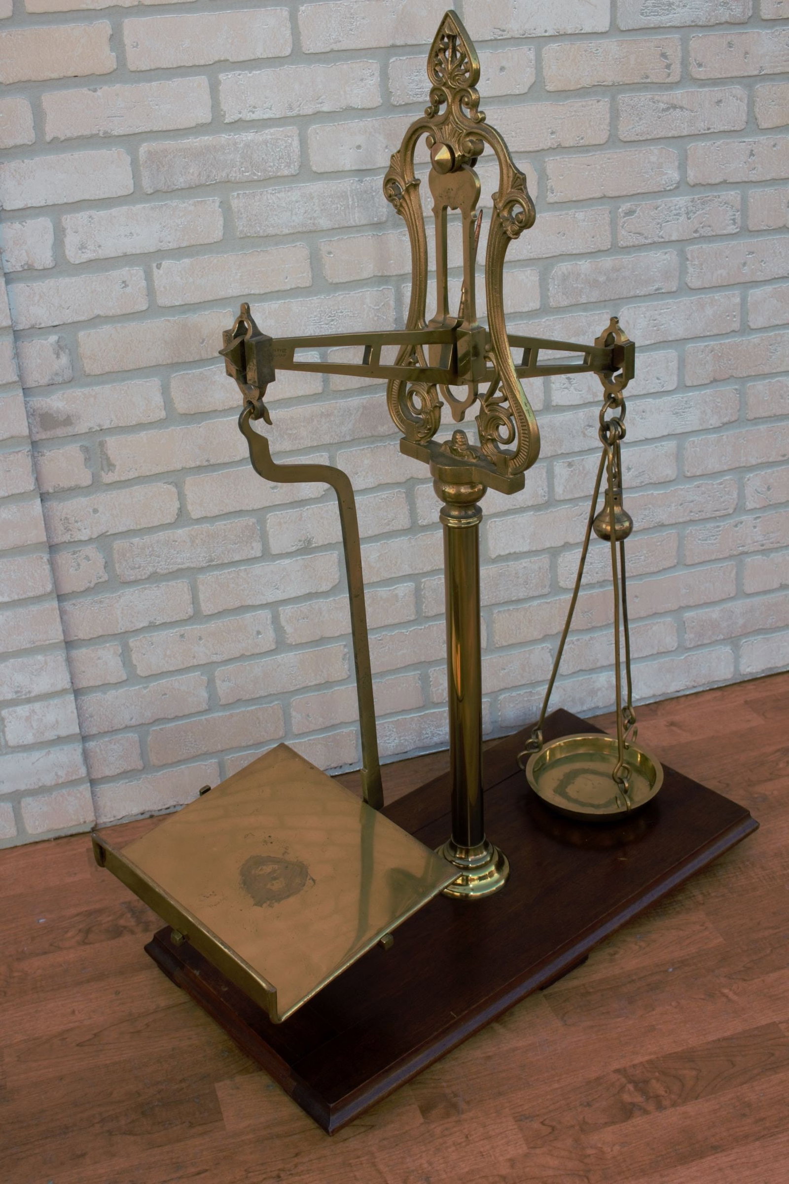 Antique Victorian English W&T Avery of Birmingham Wood Mounted Weighing Scale - 4