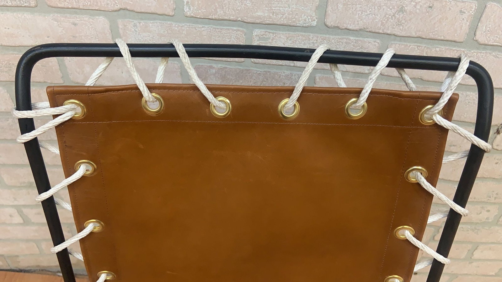Mid-Century Modern Leather Sling Chairs – Pipsan Saarinen Swanson for Ficks Reed, Newly - 4
